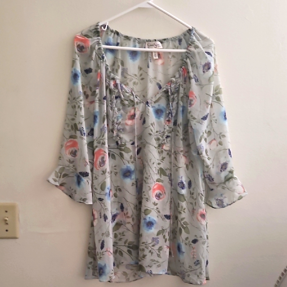 Small Flowy‎ Jessica Simpson Floral Maternity Blouse